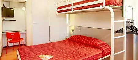 Hotel Premiere Classe De Provence 2*
