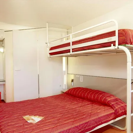 Hotel Premiere Classe De Provence